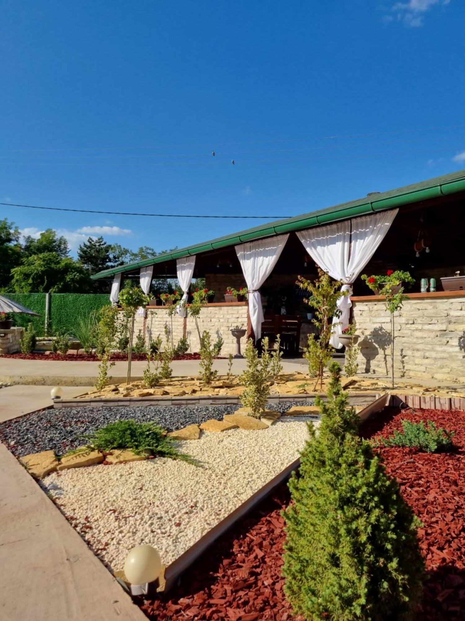 Filigran Aparthotel Palic Ngoại thất bức ảnh