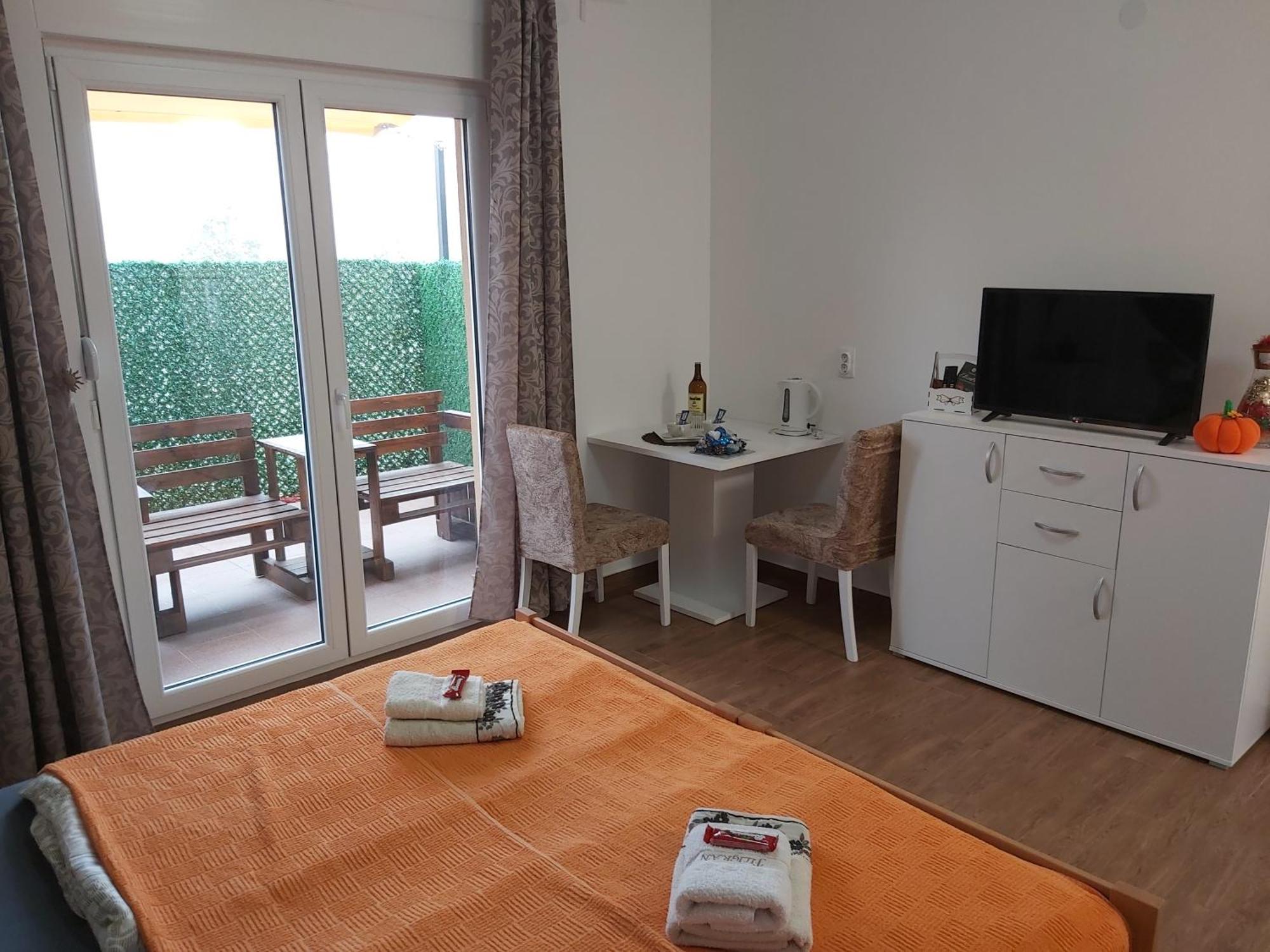 Filigran Aparthotel Palic Ngoại thất bức ảnh